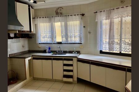 Apartamento à venda com 138m², 3 quartos e 3 vagas