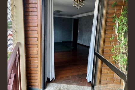 Apartamento à venda com 138m², 3 quartos e 3 vagas