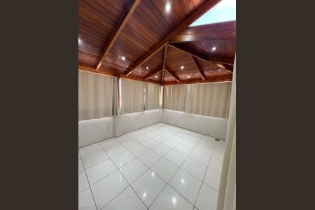 Apartamento à venda com 2 quartos, 110m² em Cabral, Contagem