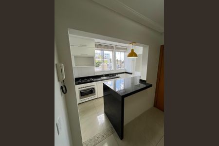 Apartamento à venda com 2 quartos, 110m² em Cabral, Contagem