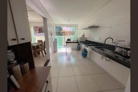 Apartamento à venda com 3 quartos, 110m² em Cabral, Contagem