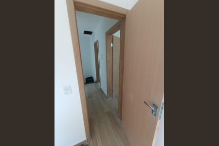 Casa à venda com 3 quartos, 100m² em Cabral, Contagem