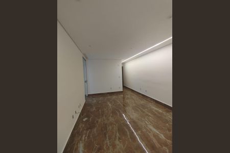 Apartamento à venda com 130m², 3 quartos e 1 vaga