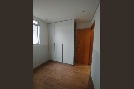 Apartamento à venda com 130m², 3 quartos e 1 vaga