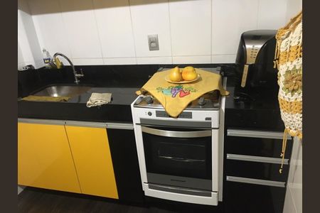 Apartamento à venda com 2 quartos, 96m² em Cabral, Contagem