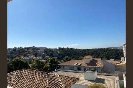 Apartamento à venda com 96m², 2 quartos e 1 vaga