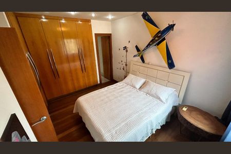 Casa à venda com 397m², 7 quartos e 6 vagas
