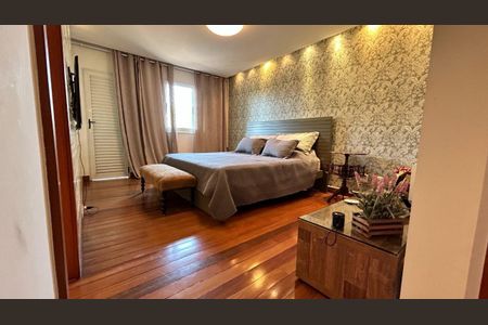 Casa à venda com 397m², 7 quartos e 6 vagas