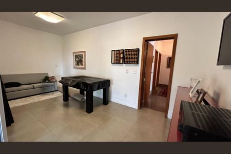Casa à venda com 397m², 7 quartos e 6 vagas