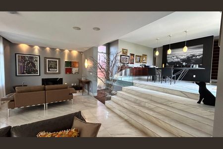 Casa à venda com 7 quartos, 397m² em Bandeirantes (Pampulha), Belo Horizonte