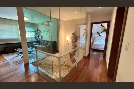 Casa à venda com 397m², 7 quartos e 6 vagas
