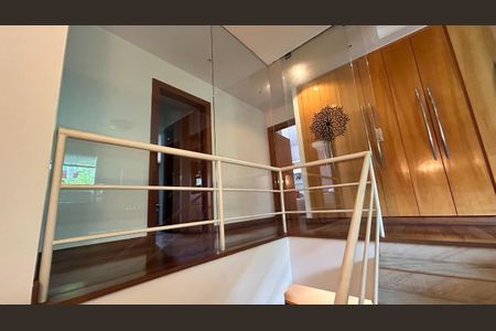 Casa à venda com 397m², 7 quartos e 6 vagas