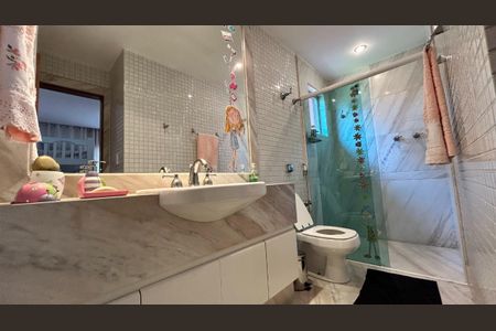 Casa à venda com 397m², 7 quartos e 6 vagas