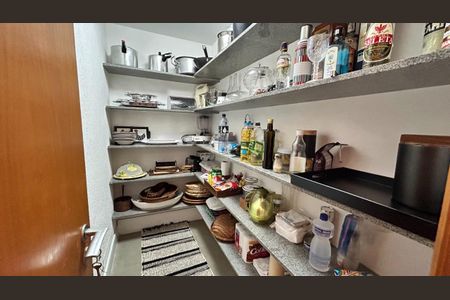 Casa à venda com 397m², 7 quartos e 6 vagas
