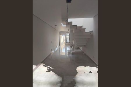 Casa à venda com 140m², 3 quartos e 2 vagas