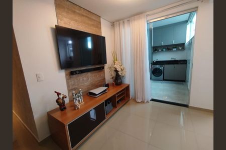 Apartamento à venda com 3 quartos, 150m² em Cabral, Contagem