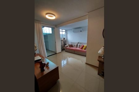 Apartamento à venda com 3 quartos, 150m² em Cabral, Contagem