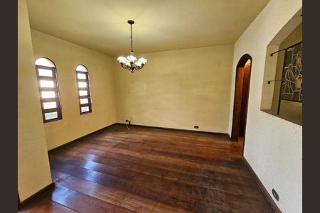 Casa à venda com 5 quartos, 320m² em Alphaville, Santana de Parnaíba