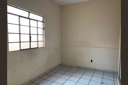 Casa à venda com 3 quartos, 130m² em Incofindência, Belo Horizonte