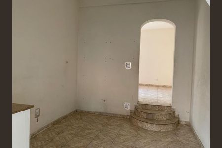 Casa à venda com 3 quartos, 130m² em Incofindência, Belo Horizonte