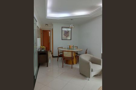 Apartamento à venda com 4 quartos, 132m² em Cabral, Contagem