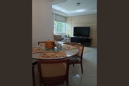Apartamento à venda com 132m², 4 quartos e 4 vagas