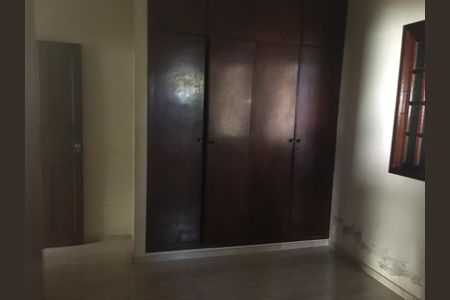 Casa à venda com 193m², 4 quartos e 4 vagas