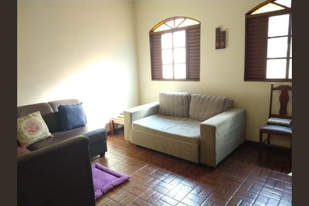 Casa à venda com 4 quartos, 105m² em Ouro Preto, Belo Horizonte