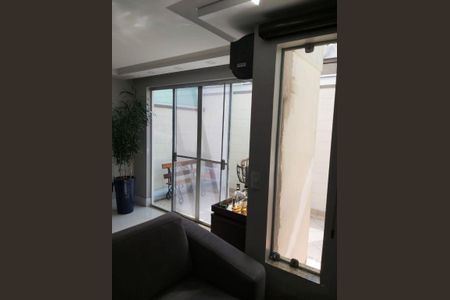 Casa de Condomínio à venda com 3 quartos, 120m² em Vila Santo Estefano, São Paulo