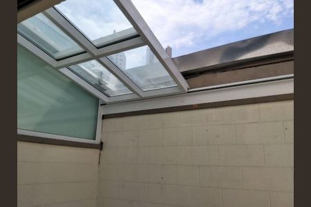 Casa de condomínio à venda com 120m², 3 quartos e 2 vagas