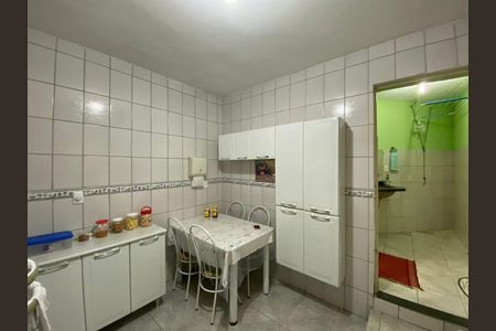 Casa à venda com 2 quartos, 93m² em Colorado, Contagem
