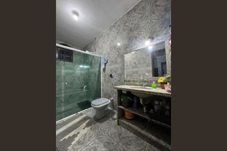 Casa à venda com 3 quartos, 250m² em Jardim Laguna, Contagem