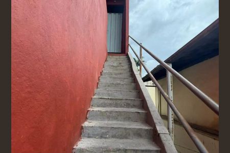 Casa à venda com 3 quartos, 250m² em Jardim Laguna, Contagem