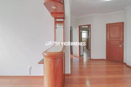 Apartamento à venda com 2 quartos, 100m² em Centro, Belo Horizonte