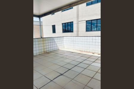 Apartamento à venda com 95m², 2 quartos e 1 vaga