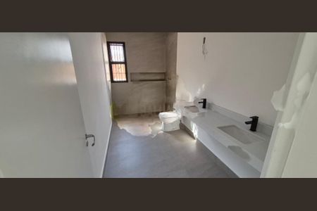 Casa à venda com 203m², 4 quartos e 4 vagas