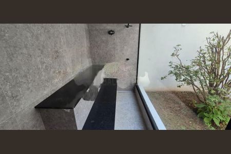 Casa à venda com 203m², 4 quartos e 4 vagas