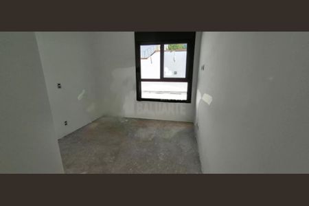 Casa à venda com 4 quartos, 203m² em Jardim Prudência, São Paulo