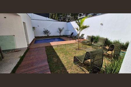 Casa à venda com 203m², 4 quartos e 4 vagas