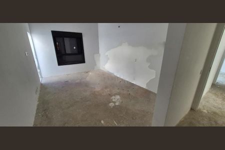 Casa à venda com 4 quartos, 203m² em Jardim Prudência, São Paulo