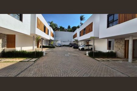 Casa à venda com 203m², 4 quartos e 4 vagas