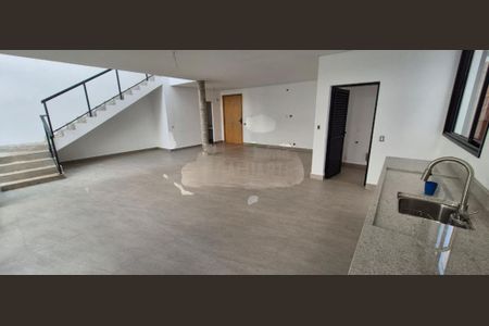 Casa à venda com 4 quartos, 203m² em Jardim Prudência, São Paulo