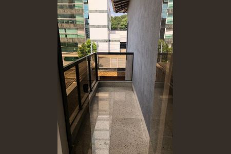 Casa à venda com 5 quartos, 376m² em São José, Belo Horizonte