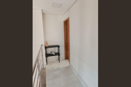 Casa à venda com 5 quartos, 250m² em Cabral, Contagem