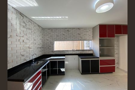 Casa à venda com 3 quartos, 236m² em Paquetá, Belo Horizonte