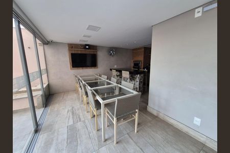 Apartamento à venda com 63m², 2 quartos e 1 vaga