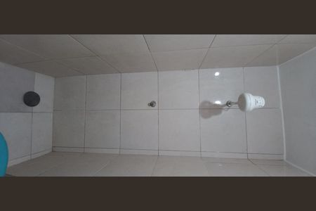 Studio para alugar com 27m², 1 quarto e sem vaga Studio para alugar com 27m², 1 quarto e sem vagaBanheiro
