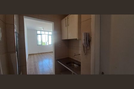 Studio para alugar com 27m², 1 quarto e sem vaga Studio para alugar com 27m², 1 quarto e sem vagaCozinha