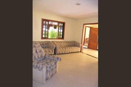 Casa à venda com 5 quartos, 273m² em Minas Caixa, Belo Horizonte