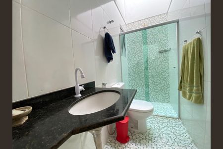 Casa à venda com 133m², 3 quartos e 4 vagas
